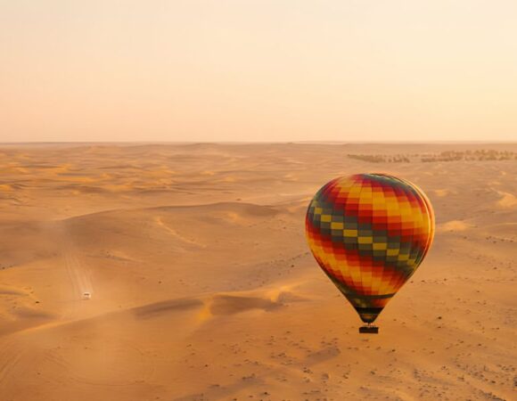 Bucket List Adventures: Why a Hot Air Balloon Ride Should Be on Your Dubai Itinerary