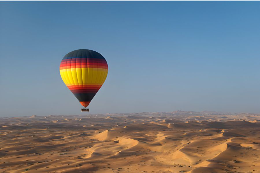 Reasons to Experience a Hot Air Balloon Ride in Dubai