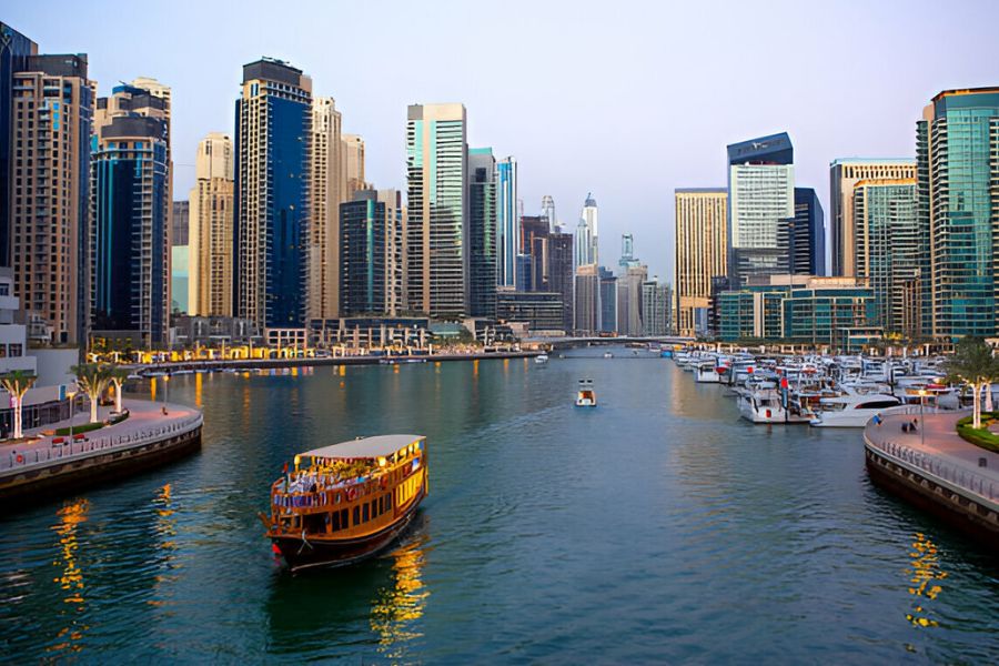 Reasons to Explore Dubai Dhow Cruise Marina