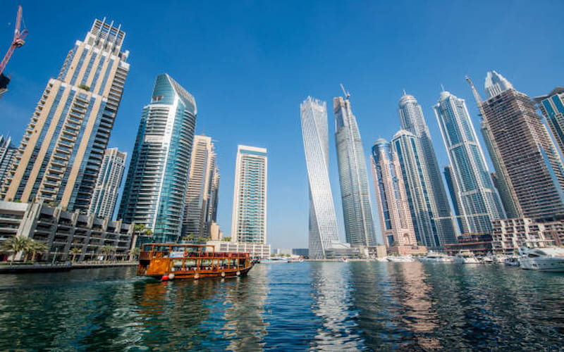Activities on a Dubai Dhow Cruise1 (1)