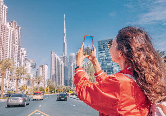 Can You Renew Your Dubai Visa Without Exiting the Country?